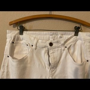 White Jeans with Fringe Hem